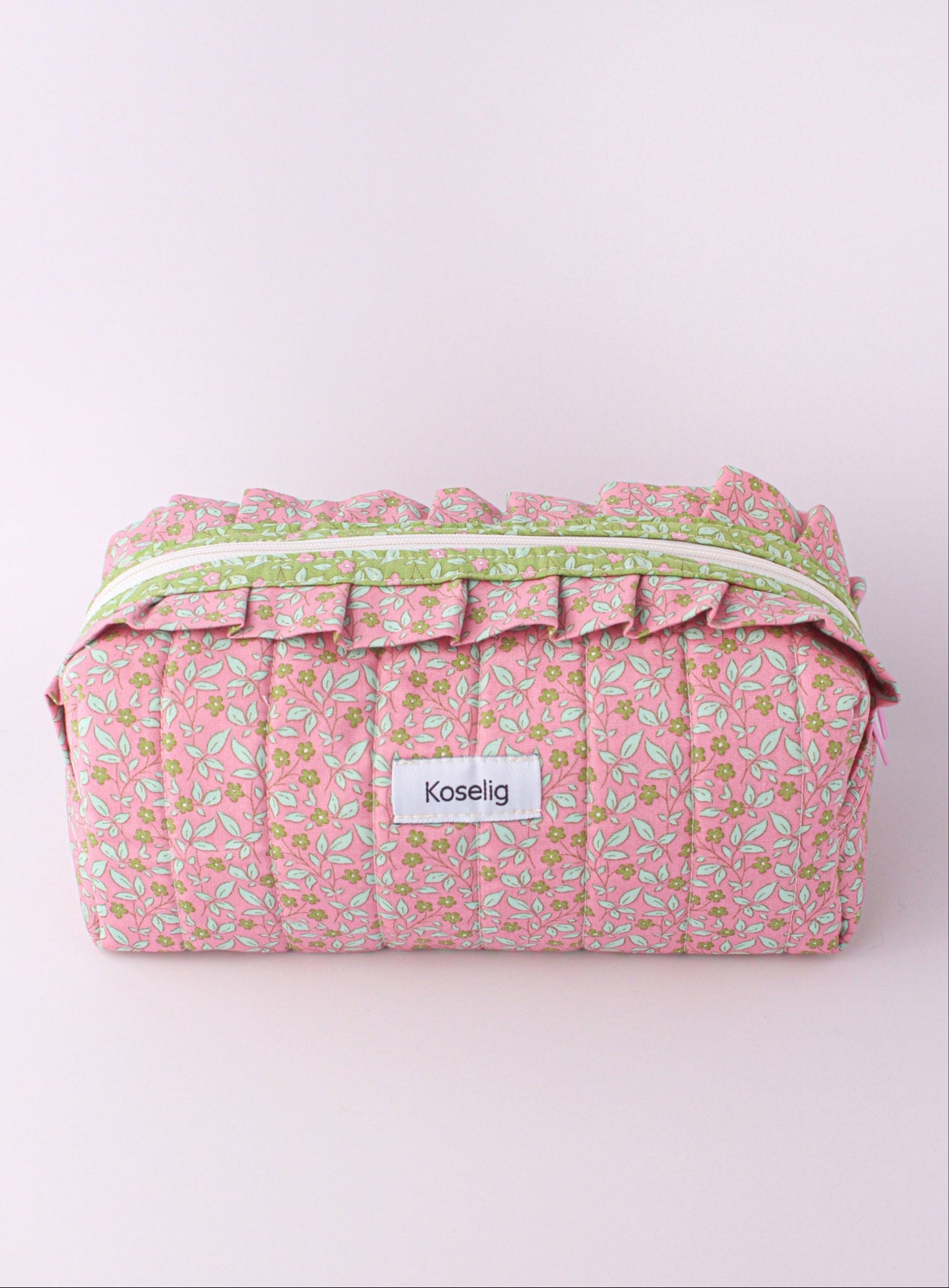 Necessaire